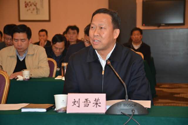 我院院長(zhǎng)隨科技部專(zhuān)家調(diào)研組指導(dǎo)黃岡高新區(qū)以升促建工作