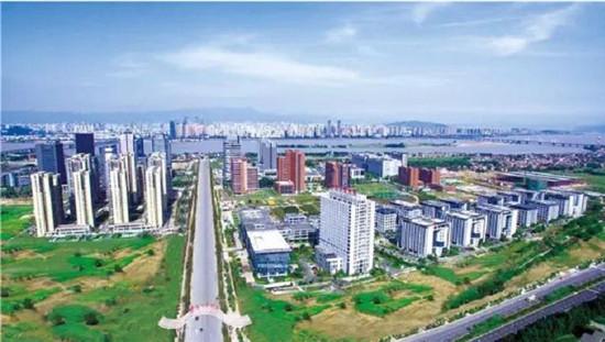 高新區(qū)全力沖刺“雙過半” 工作機(jī)制新項目推動快