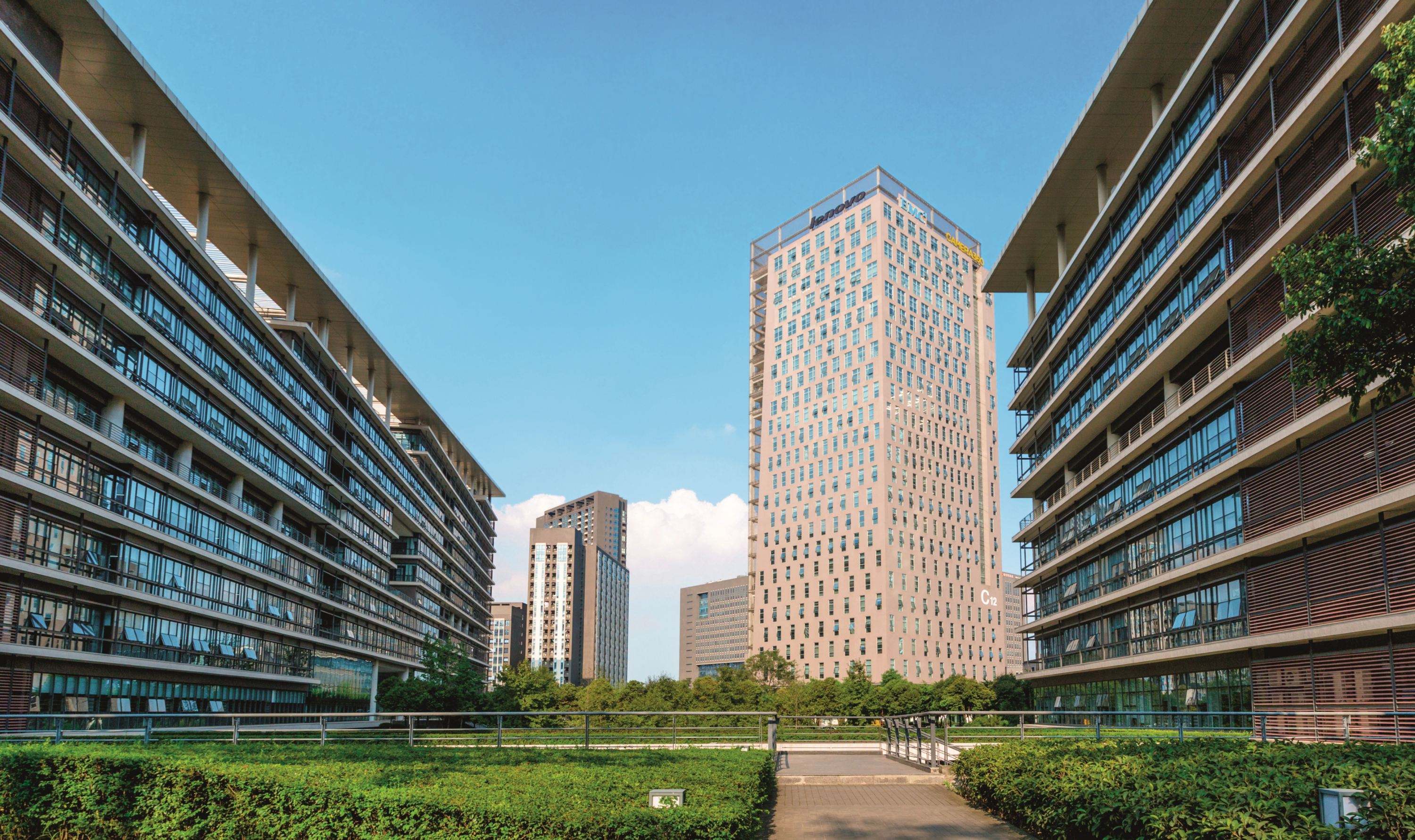 成都高新區(qū)30年匯聚開(kāi)放力量的融合之路