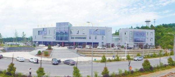 銅仁高新區(qū)打造千億產(chǎn)業(yè)園 助推實體經(jīng)濟(jì)崛起