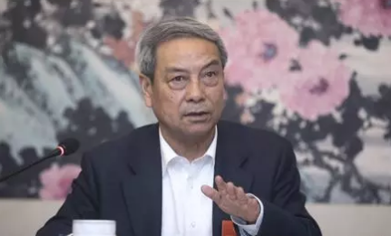 陳錫文：中國農(nóng)村還有5.7億人，判斷鄉(xiāng)村情況要靠科學(xué)統(tǒng)計而不是返鄉(xiāng)故事！