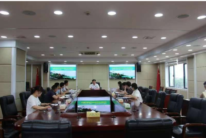 凝心聚力，爭創(chuàng)國家農(nóng)高區(qū)—岳陽市人民政府副市長張世愚聽取創(chuàng)建工作匯報