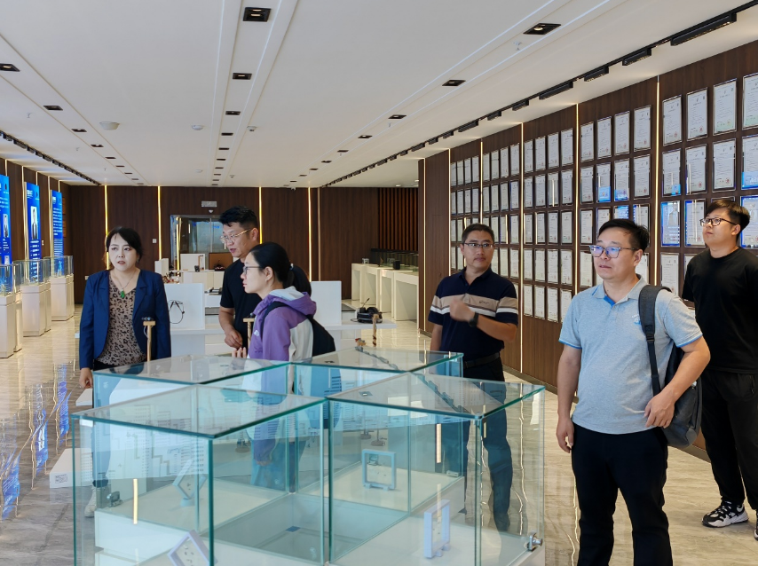 錨向新質(zhì)生產(chǎn)力，書寫逐高新華章——我院赴赤峰高新區(qū)調(diào)研